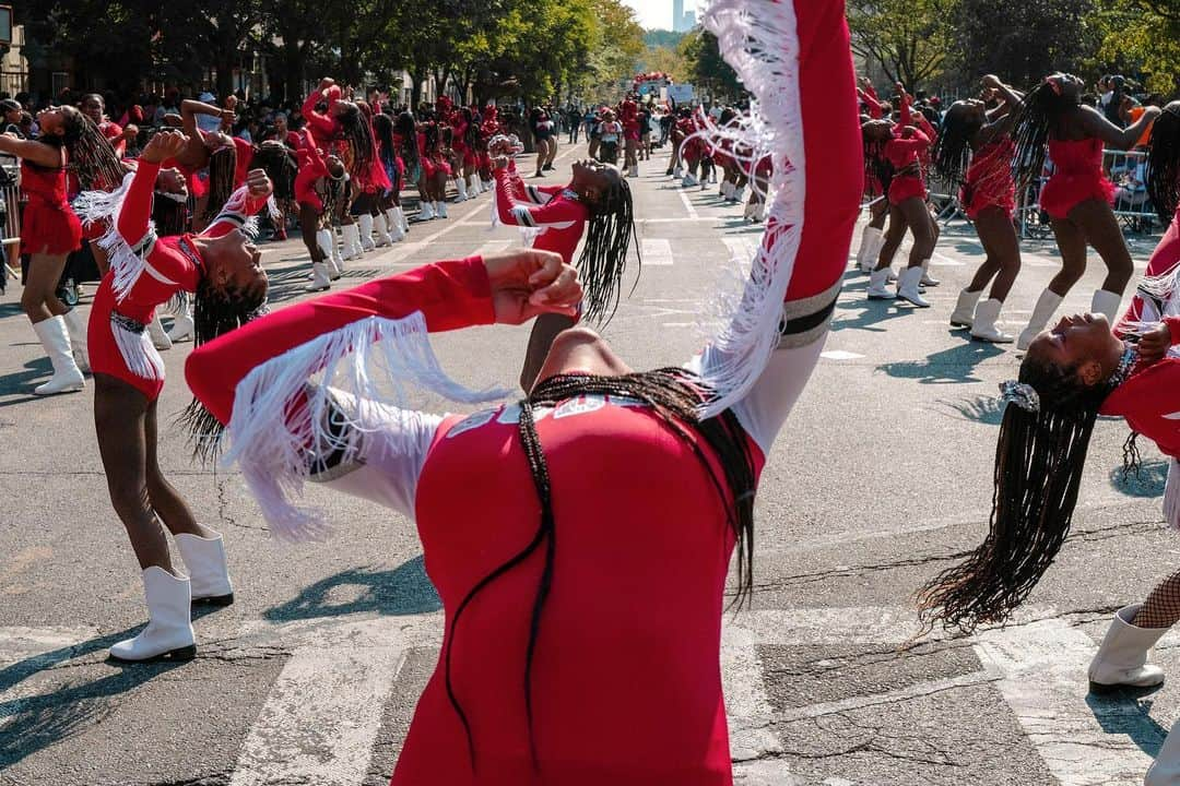 Q. Sakamakiのインスタグラム：「African Parade was held in Harlem on Sep 18, 2022, after two-year Covid-19 pandemic hiatus. #africanparade #harlem #yestergram #nyc」