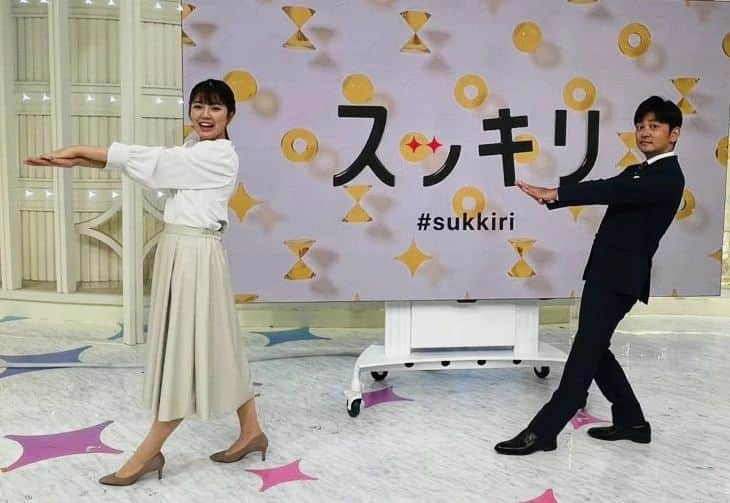 LINEメル友募集中のインスタグラム：「黒田みゆアナウンサー❣️  日本テレビアナウンサー👩   女子アナウンサーの動画を載せます😃  三重に住む男  独身です😀 48歳独身で 彼女を以前に亡くして寂しいので 良かったら仲良くLINEしてね😃  宜しくお願いします🙇フォロー希望の方は 一言 フォロー希望とコメントお願い致します😃  ーーーーーーーーーーー   #黒田みゆ  #忽滑谷こころ #石川みなみ #河出奈都美 #水卜麻美 #市來玲奈 #岩田絵里奈 #後呂有紗 #佐藤梨那 #滝菜月 #尾崎里紗 #笹崎里菜 #中島芽生 #岩本乃蒼 #畑下由佳 #郡司恭子 #後藤晴菜  #佐藤真知子 #杉野真実 #杉原凜 #徳島えりか #アナウンサー #女子アナ #日本テレビ  #ファッション  「過去の映像の時もあります🙇」 【【不愉快な方は ブロックしてくれたら 画像は消えますので ブロックして下さい🙇】】」