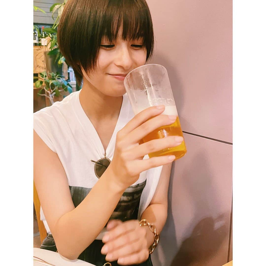 芳根京子のインスタグラム：「この前の休日🍺  #芳根京子を置いておきます」