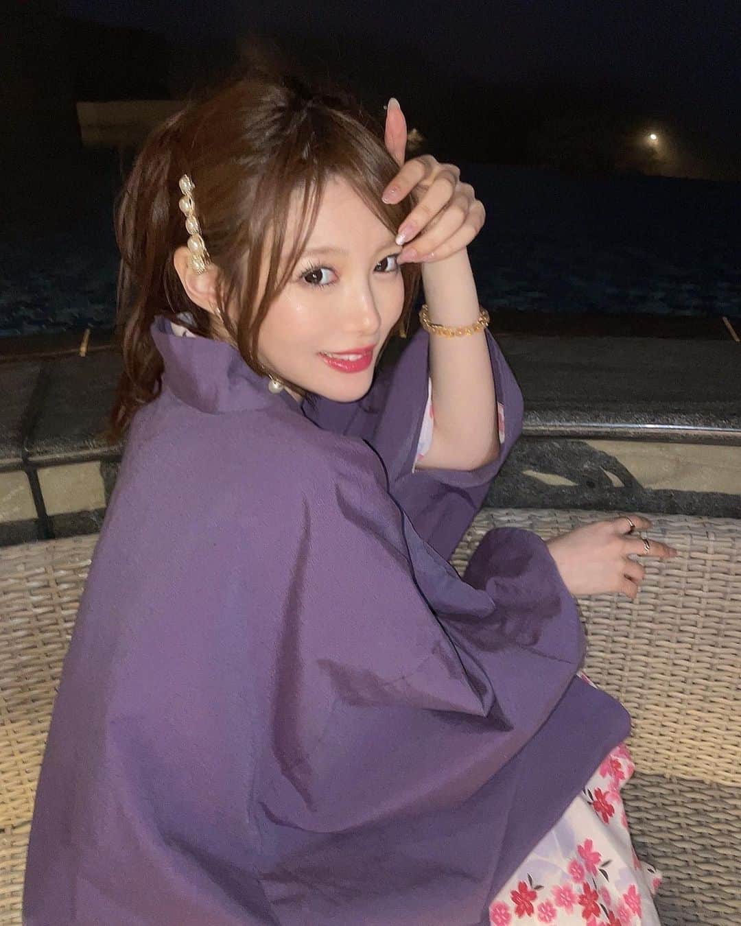 相沢みなみさんのインスタグラム写真 - (相沢みなみInstagram)「🔮💜 . #箱根 #温泉 #温泉旅行  #箱根温泉 #温泉好き  . #相沢みなみ」9月20日 17時26分 - epoint2016