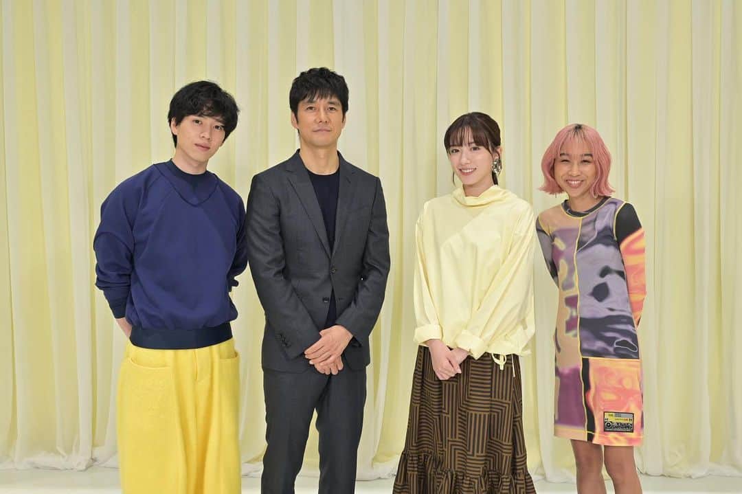 ユニコーンに乗ってさんのインスタグラム写真 - (ユニコーンに乗ってInstagram)「. ／ まもなくディレクターズカット版配信🦄🌈 ＼  9月21日(水)0:00〜  つまり今日の深夜から❣️  #ユニコーンに乗って DC版の 配信が始まります👏🏻  泣く泣く地上波用ではカットしたシーンもあれば、 本編のカットを少しだけ伸ばして余韻を足した部分など、 監督のこだわりをプラスしてます🫶🏻💚 細かいところまで気づいた方は かなりのユニコーンマニアです🤣  最終回の鑑賞会📹💕 そしてこれまでの鑑賞会コメンタリー企画も 引き続きParaviで見られます✨ ぜひ合わせてご覧ください🤗❗️  #永野芽郁 #西島秀俊 #杉野遥亮  #坂東龍汰 #前原滉 #青山テルマ」9月20日 18時12分 - unicorn_tbs