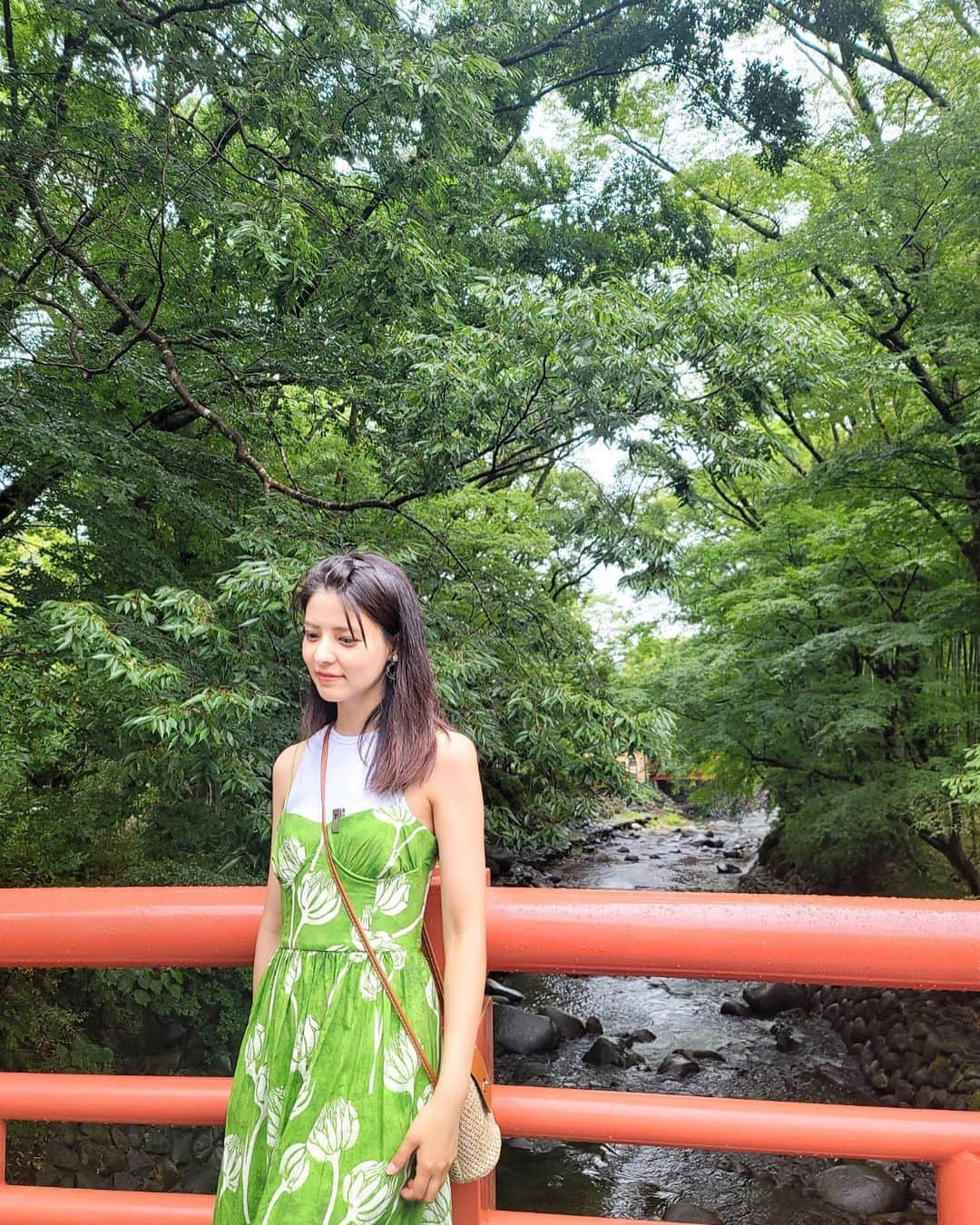 藤井美菜のインスタグラム：「. 伊豆の静けさ🍃 이즈의 조용함🍃 Silence of Izu🍃 #伊豆#이즈#Izu #톡톡후지이미나 #YouTube」