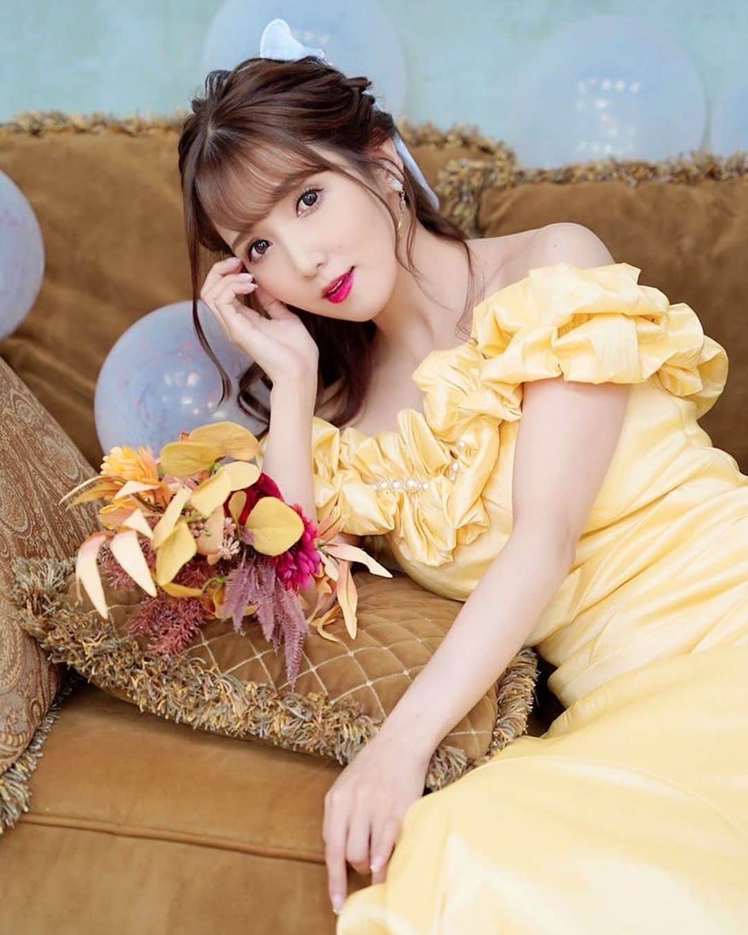 友田彩也香のインスタグラム：「💐👗💛 ⁡ ⁡ See My LINK-TREE On Profile！！ ⁡ #インスタグラビア #instagravure #Japanese #japanesegirl  #asian #asiangirl #asianwoman #asianstyle #sexy #Photo #gravure #shooting #photographer #ootd #happy #dress #official  #event #follow #followme」