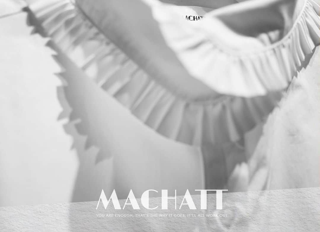 正中雅子のインスタグラム：「いつもMACHATTをご愛顧頂き誠に有難うございます。  この度は弊社のクレジットカード情報漏洩に関しまして、 多くの皆様にご迷惑とご心配をおかけいたしましたこと、 改めまして、心よりお詫び申し上げます。  長らく閉鎖しておりました「MACHATT ONLINE STORE」につきまして、 このたびセキュリティを強化した新たなシステムへと切り替えを行い、 2022年9月20日にサイトを再開する運びとなりましたことをご報告させていただきます。   弊社といたしましては、今回の事態を厳粛に受け止め、 お客様へ安心してご利用いただけますよう、 再発防止策を講じ、より一層の安全対策に努めてまいります。   私自身、どんな時も服が好きで、どんな時も服の持つパワーを信じ、 人生において魅了されている服作りという仕事で皆さまに少しずつでも恩返ししていけたら幸いです。  これからも精進していきたいとおもっておりますのでどうぞ宜しくお願いいたします。  株式会社MACHATT 正中　雅子      ＜システム変更に伴う会員再登録のお願い＞ 今回のサイトリニューアルに伴い、会員システムが新しくなります。 セキュリティシステム上、旧サイトのお客様情報を引き継ぐ事が出来ない為改めて「新規会員登録」をお願い致します。 大変なご面倒をお掛けし申し訳ございませんが、MACHATT　ONLINE　STOREより再度会員登録をお願い申し上げます。   ※オンラインストアでのお買い物に関しましては、会員登録が必要となります。  ご不明な点やご質問などございましたら「machatt@martys.co.jp」よりお問い合わせくださいませ。  商品の発売に関しましては、改めてお知らせさせて頂きます。   今後とも、MACHATT ONLINE STOREをご利用いただけますと幸いでございます。」