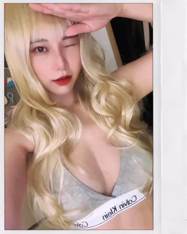 張香香のインスタグラム：「👩🏼」