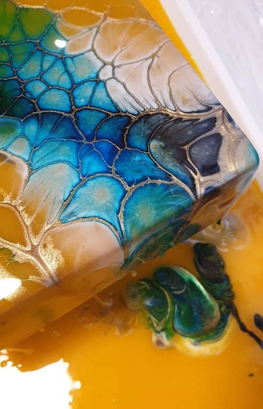 のインスタグラム：「Cake💛」