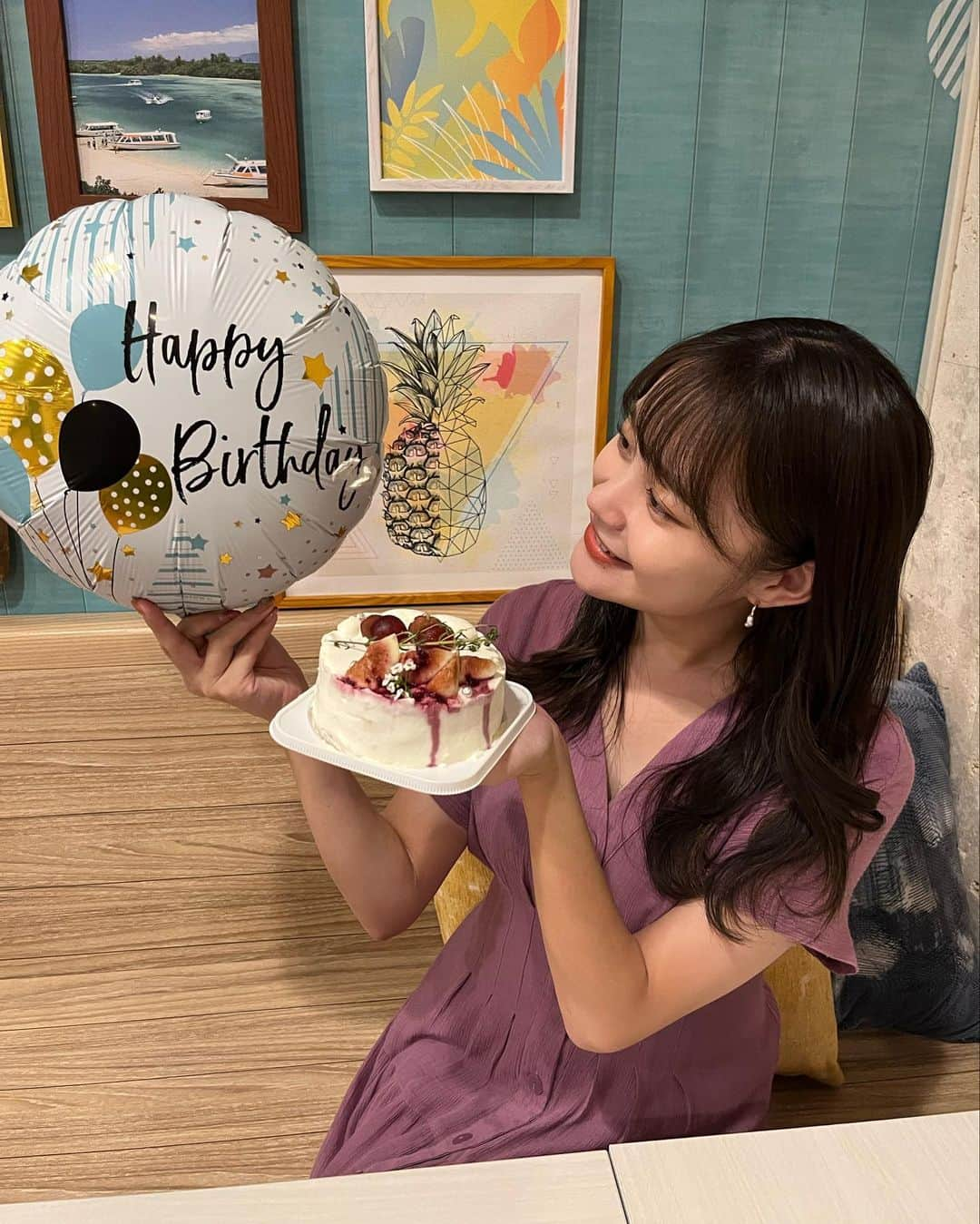 福見真紀さんのインスタグラム写真 - (福見真紀Instagram)「29歳になりました🎂✨ あと1年で20代が終わるなんて信じられないくらい精神的には22歳くらいから変わってないけど笑 楽しい一年にしたいと思います💓  お祝いのメッセージたくさんありがとう🥰」9月21日 20時36分 - mak1ch1