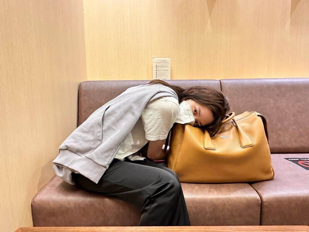のインスタグラム：「・ Actually, I'm in Milan!!!✈️」