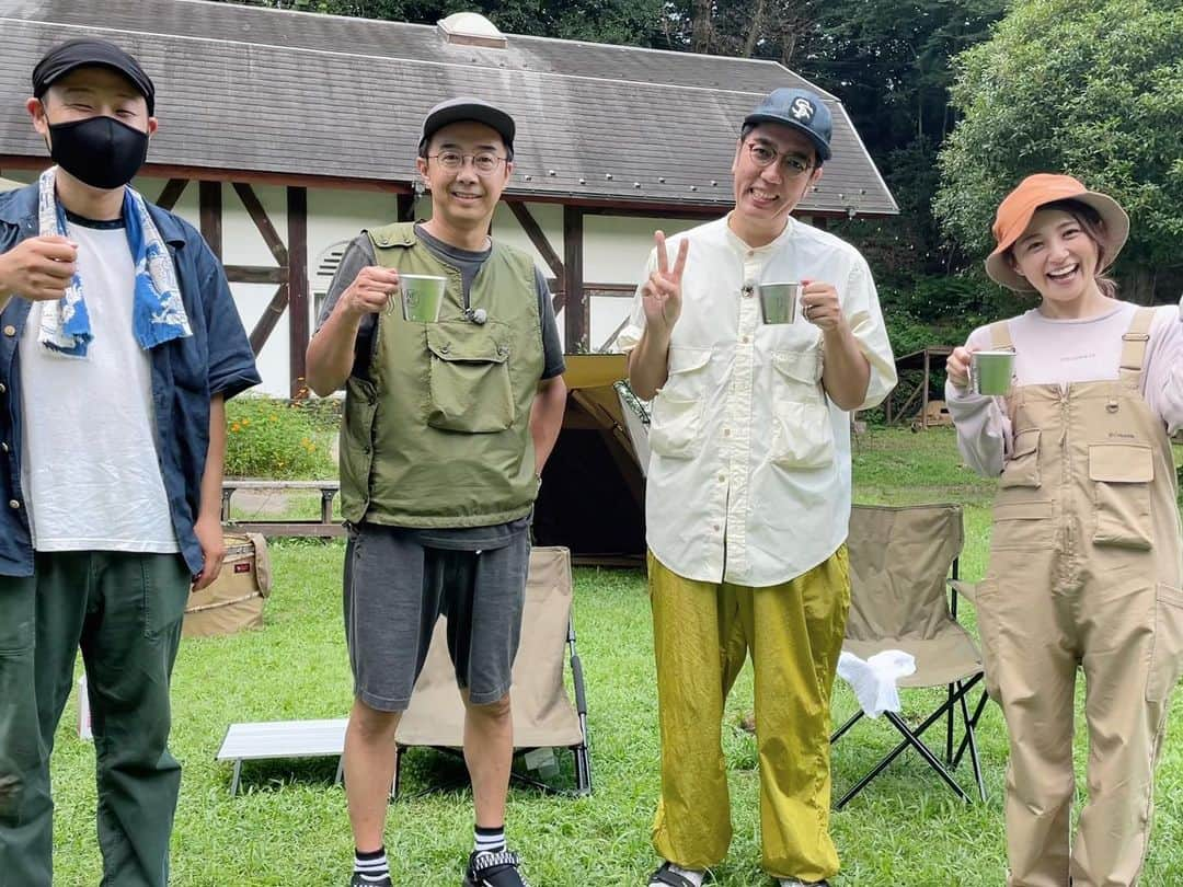 久野静香のインスタグラム：「＊ 『ハピキャン』のロケで おぎやはぎさんと、 キャンプ系YouTuberのFUKUさんと ホームセンターにあるキャンプギアだけで キャンプ（略してホムセンキャンプ！）😳 ⁡ ただただ楽しかった〜！ ⁡ #メ〜テレ :22日深夜0:26~ #GYAO で配信:22日深夜3:00~  ⁡ #ハピキャン #おぎやはぎ さん #FUKU さん  #ホムセンキャンプ #キャンプ」