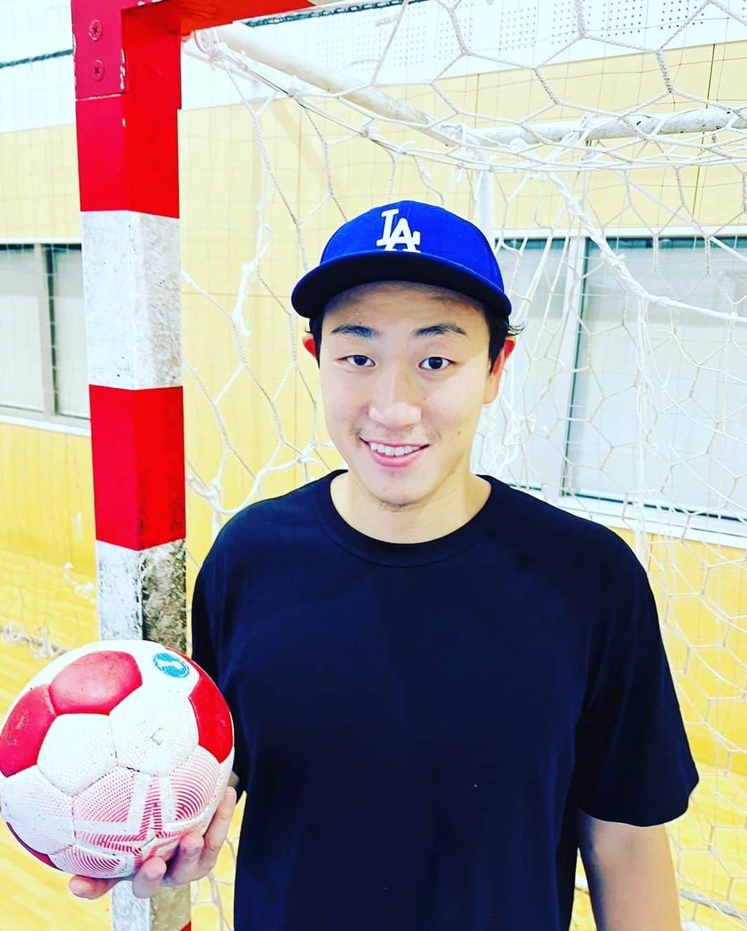 元木博紀さんのインスタグラム写真 - (元木博紀Instagram)「NEWERA Low Profile 59FIFTY 1番のお気に入りアイテム🧢  色々なチームが沢山ありますが、その中でもロサンゼルス・ドジャースを1番愛用しています！ あらかじめバイザーがカーブされているLow Profile 59FIFTYはどんなファッションにも合わせやすく、1番のお気に入りです！  #元木博紀  #newera #newerajapan #neweracap #ニューエラ#LP59FIFTY #This_Is_My_New_Era」9月22日 9時42分 - hirokimotoki