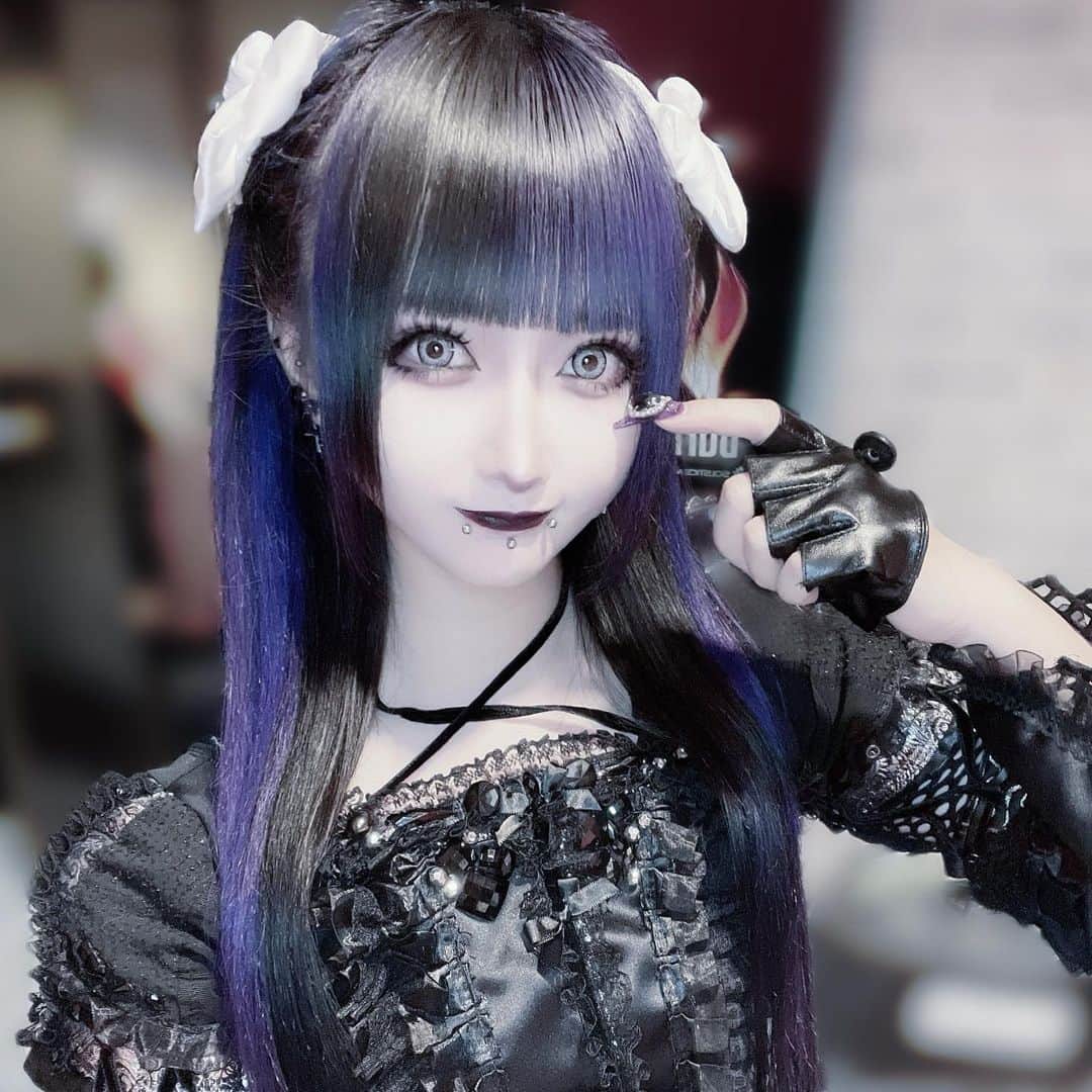 あんりゴンのインスタグラム：「✝️」
