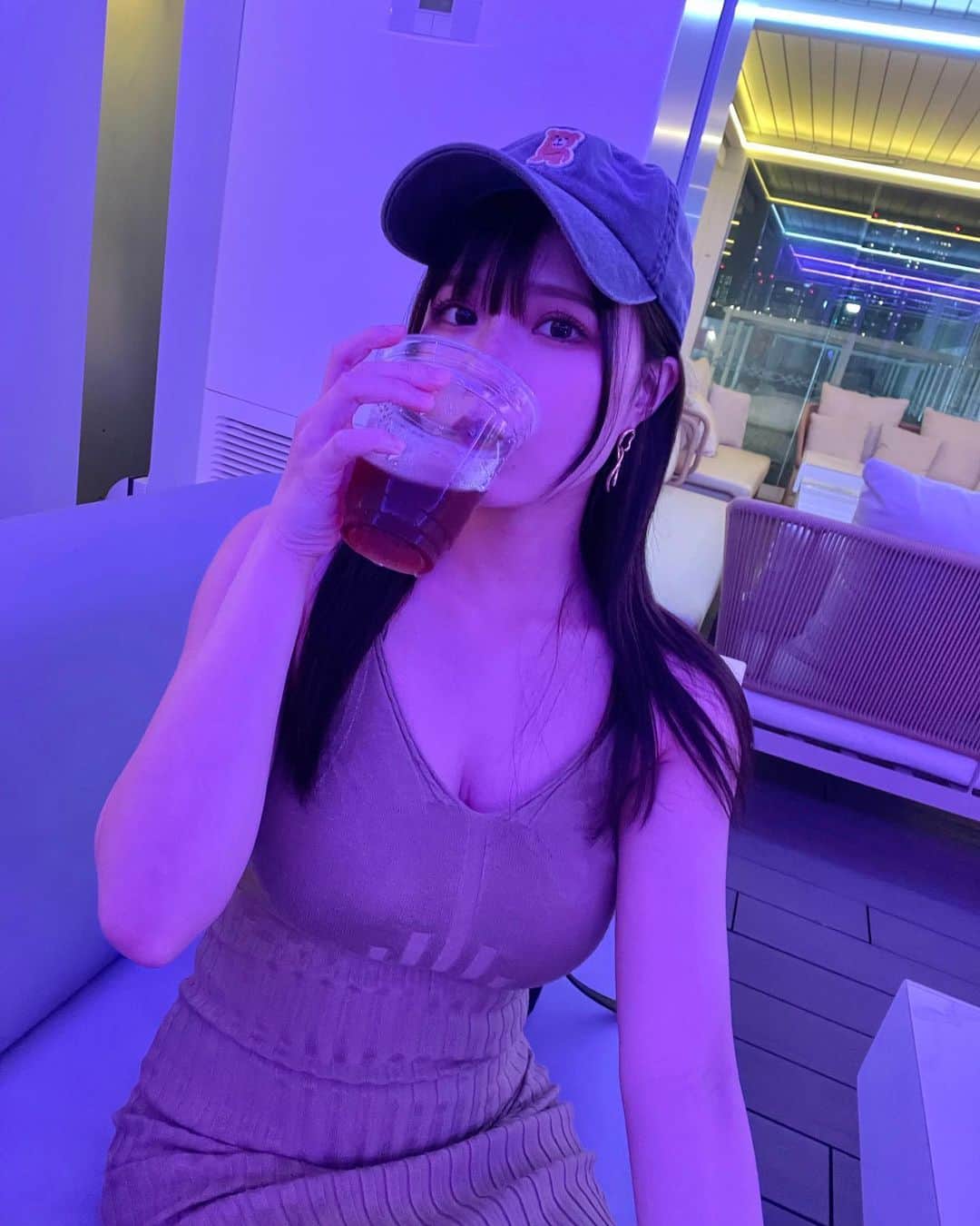 プラネットオシリスのインスタグラム：「. バーイベの下見で素敵なBBQ会場🍖！！ ここでやれたらいいなー🥹💕 . キャップはいつもかわいい @rarete2015  . . #bbq#cap#rarete」