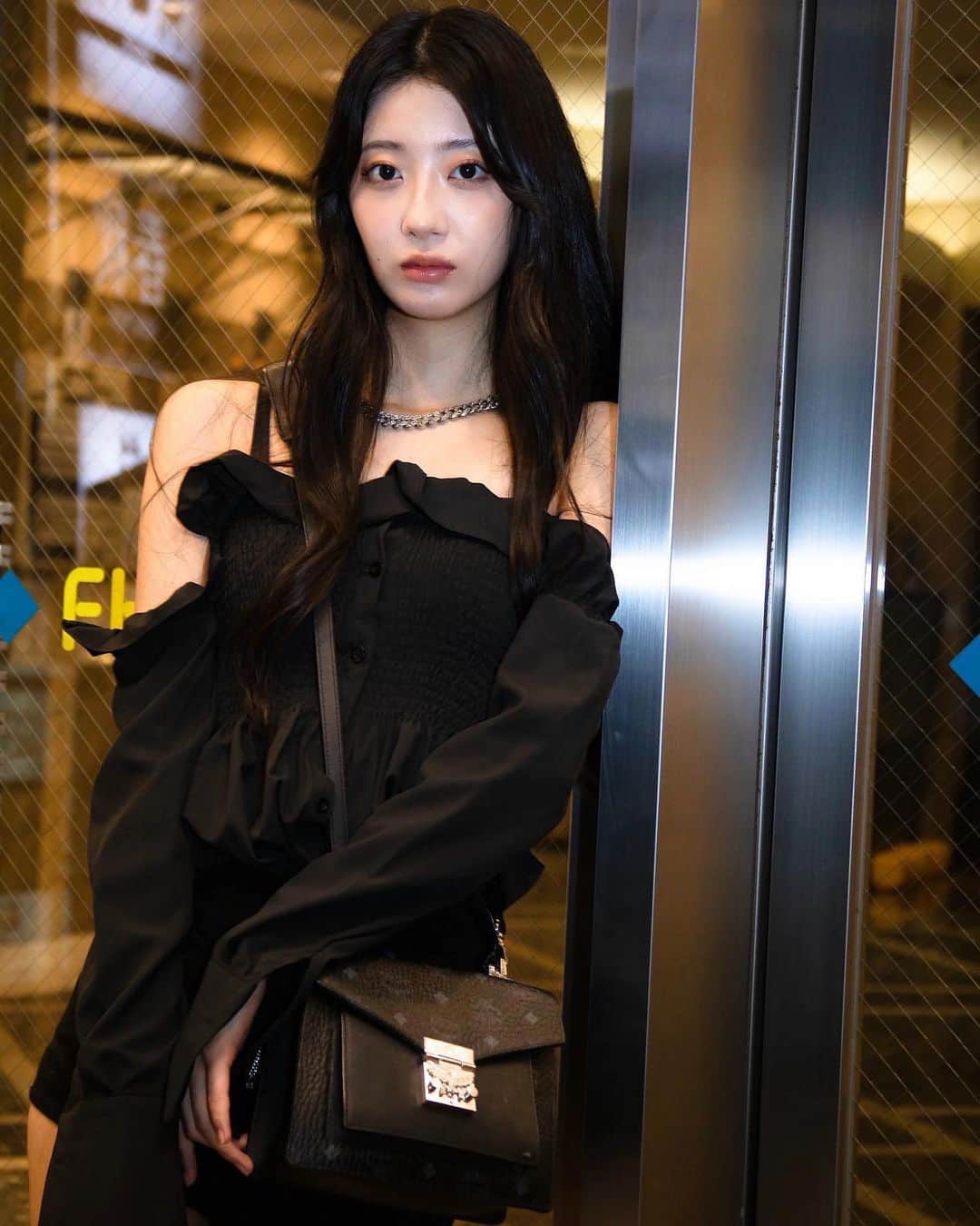 のインスタグラム：「. @fashionsnapcom」