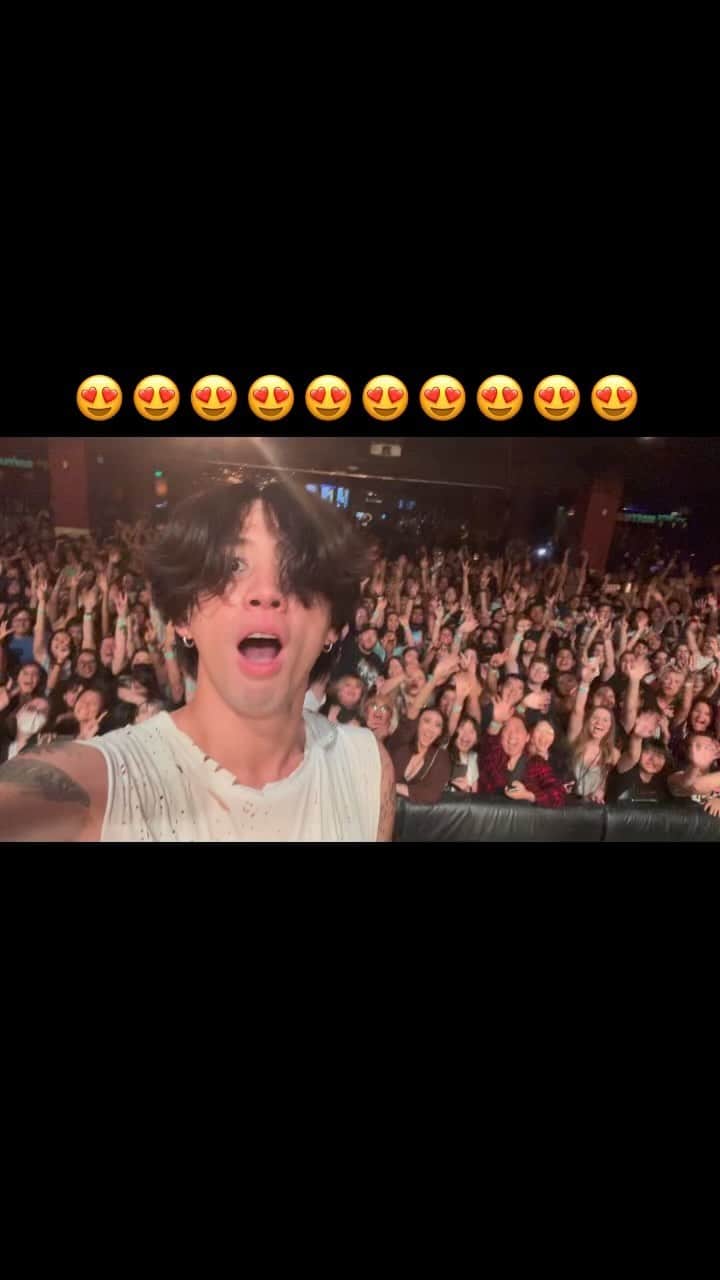Taka のインスタグラム：「Thank you Dallas🤘🏼😍hopefully see you soon 🔜 @oneokrockofficial」