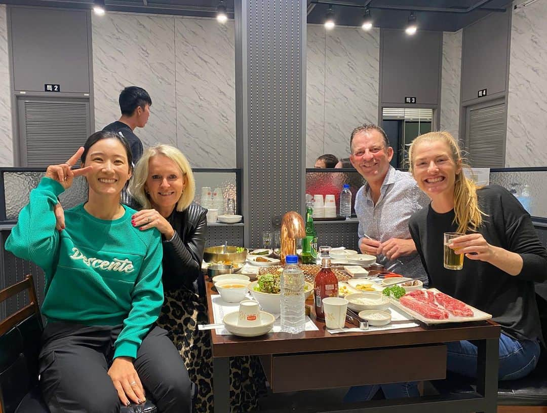 シェラ・チョイさんのインスタグラム写真 - (シェラ・チョイInstagram)「2022 K-dinner in Korea was very grateful and delicious 😍Ready for the moving day^^ #LPGA」10月21日 21時33分 - thechellachoi