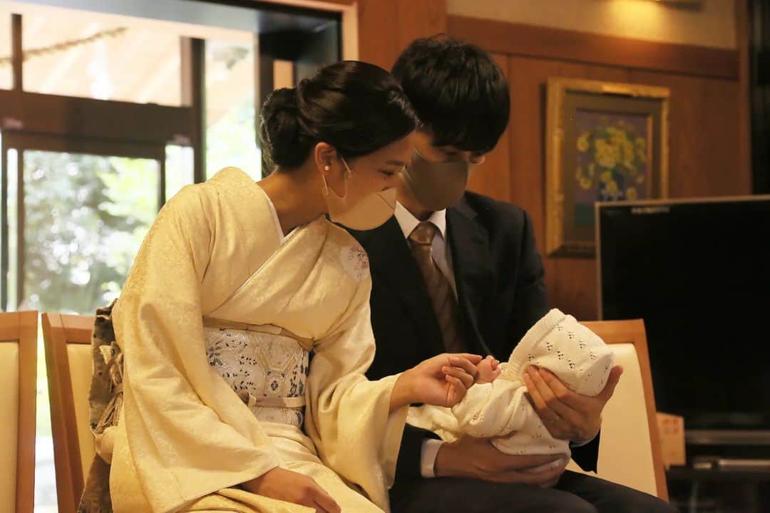 河西歩果のインスタグラム：「親になった、なんていう実感はまだまだなくて、ただ目の前にある命に向き合う日々。  家族に対しても、自分に対しても、大切に向き合うことの難しさを痛感する毎日です😌🌿」