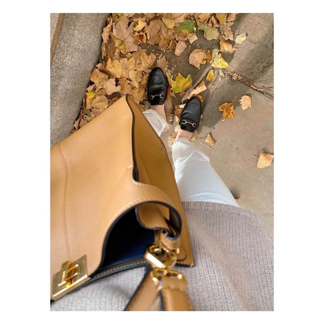 のインスタグラム：「Lovely Autumn day in London🍁✨  #london #londonlife #autumncolors」