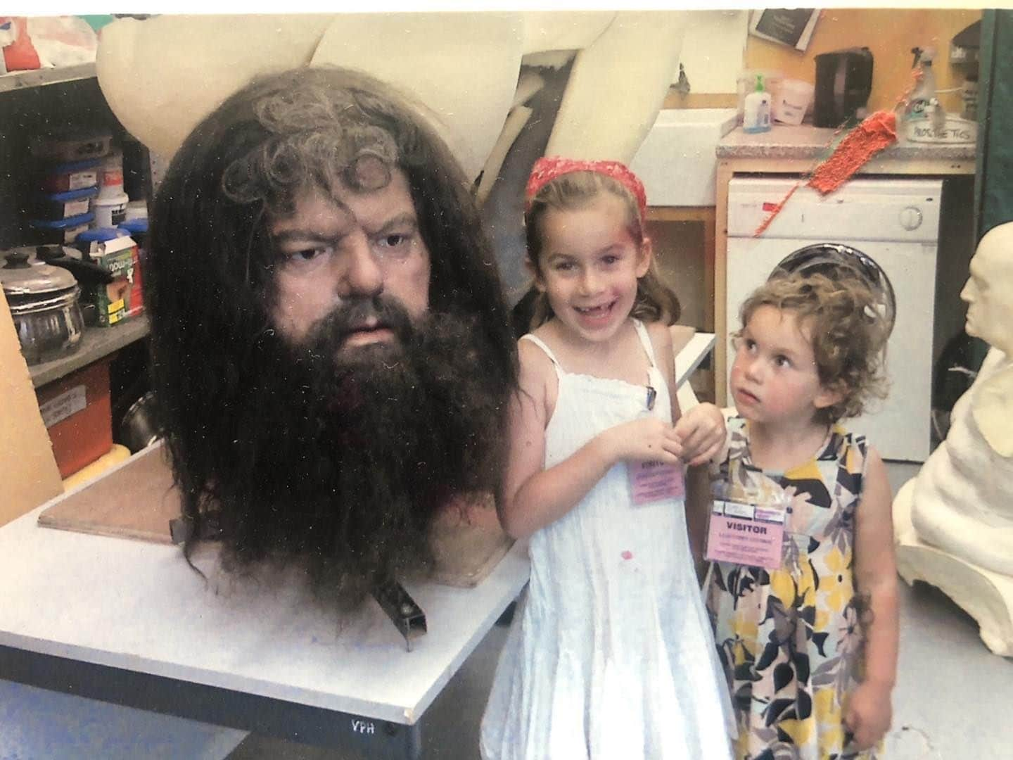 ジェイソン・アイザックスさんのインスタグラム写真 - (ジェイソン・アイザックスInstagram)「Rubber Robbie thrilling and delighting my girls almost as much as the real thing did me.   That Robbie Coltrane even knew my name was unbelievable to the boy who’d laughed at and leant in to everything he’d ever done for years.  To pretend myself a colleague, to share gossip and gags, to be invited for a cuppa into his personally customized Silver  Bullet Airstream was to experience a fanboy’s complete bliss.   RIP you lovely man.  #robbiecoltrane」10月17日 23時06分 - therealjasonisaacs