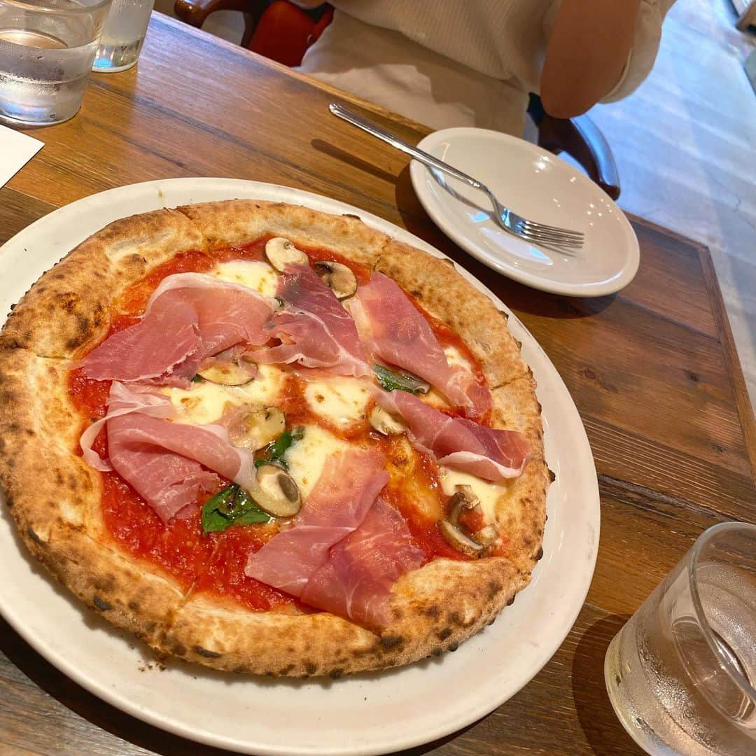 YUINAのグルメインスタ