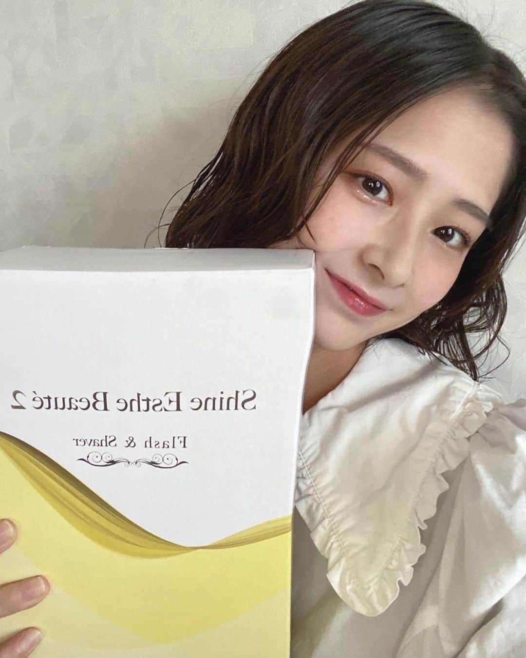 のインスタグラム：「ごきげんよう🌸  ミスファイナリスト5名へ、シリーズ累計販売数10万台を突破した脱毛器、シャインエステボーテのメーカー 株式会社MUKより【シャインエステボーテ2】を頂きました🎁  https://skinnybeaute.com/shopping/lp.php?p=skincare  御協賛ありがとうございました✨」
