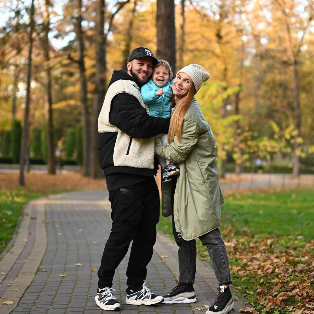 フリスティナ・ストゥイのインスタグラム：「Complete happiness❤️」