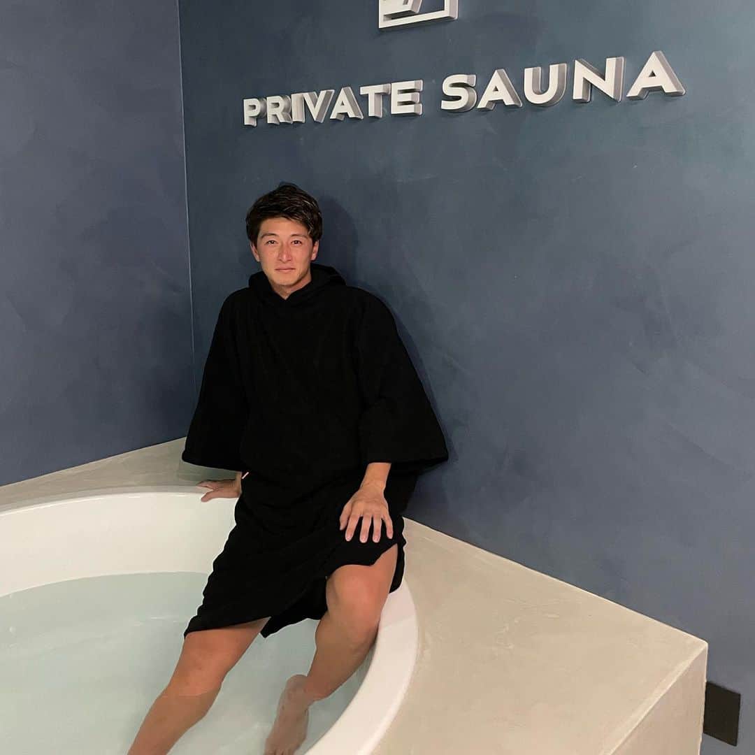 三浦龍輝のインスタグラム：「. 浜松初のprivate sauna   最高でした！！  1人用から4.5人で入れるVIPルームまであるので、 興味ある方は是非行ってみてください。」
