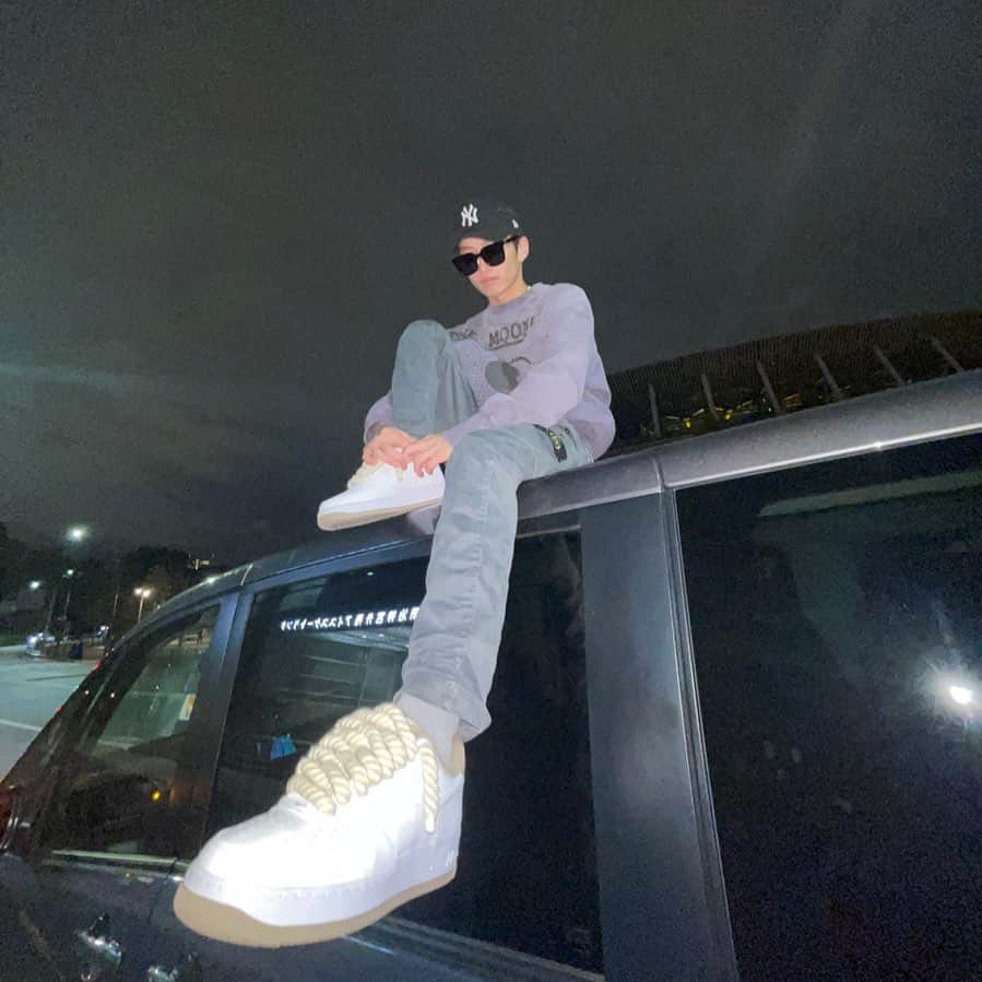 百足のインスタグラム：「ばかイケてるスニーカー👟  by @rope__official」