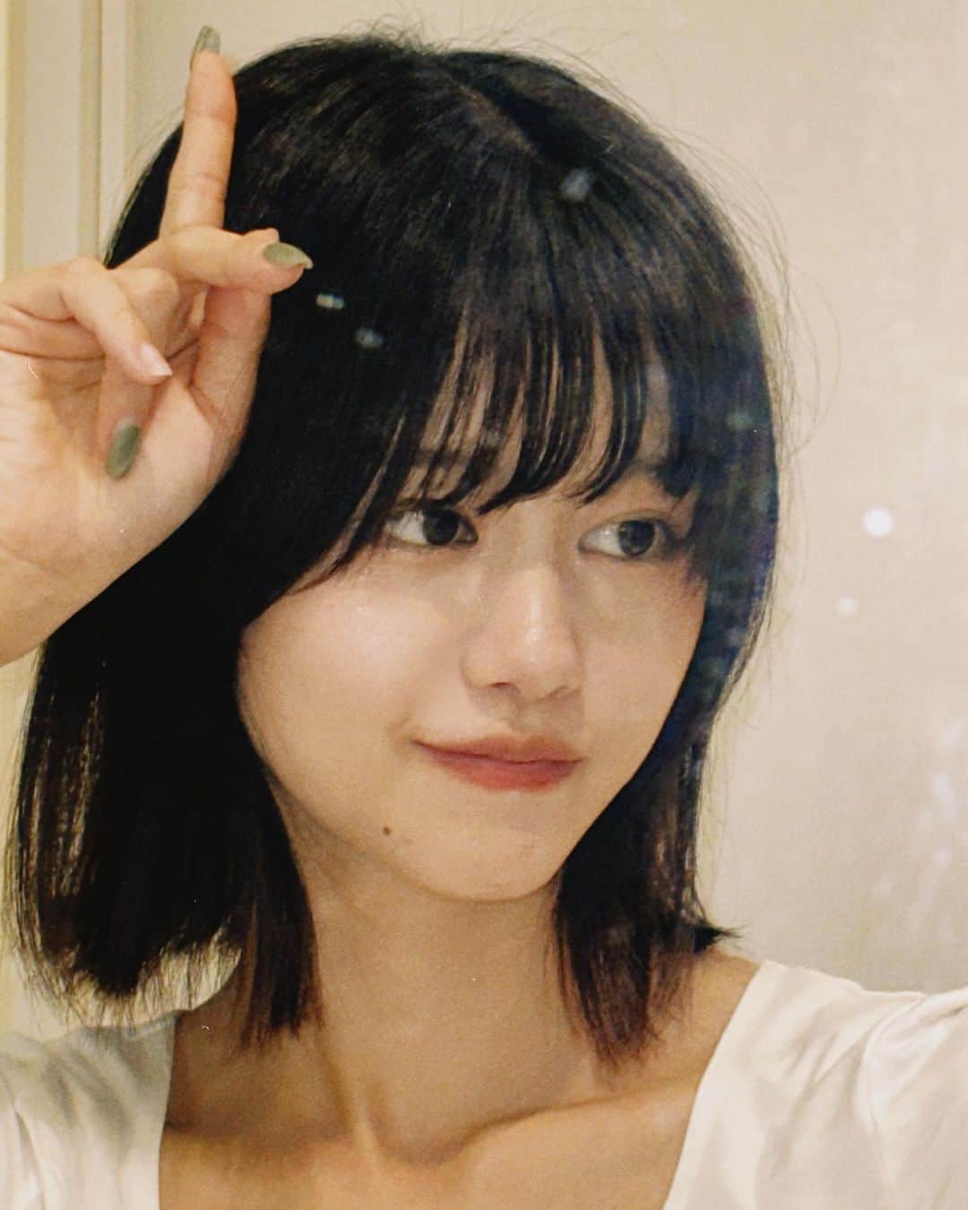 土光瑠里子のインスタグラム：「ヒートテックで自撮りするヲォンナ  #좋아요 #데일리 #인스타 #Japanese #japanesegirl #idol #คนญี่ปุ่น」