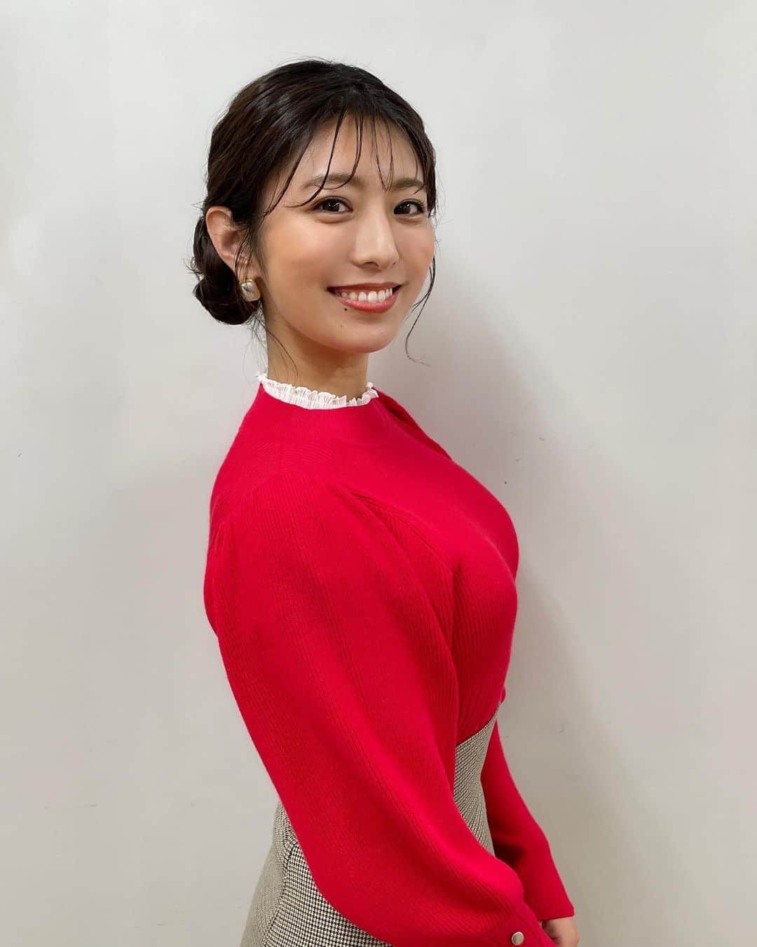 のインスタグラム：「👗 . #熱血バスケ #衣装 #シニョン #ひつじヘア 🐏」