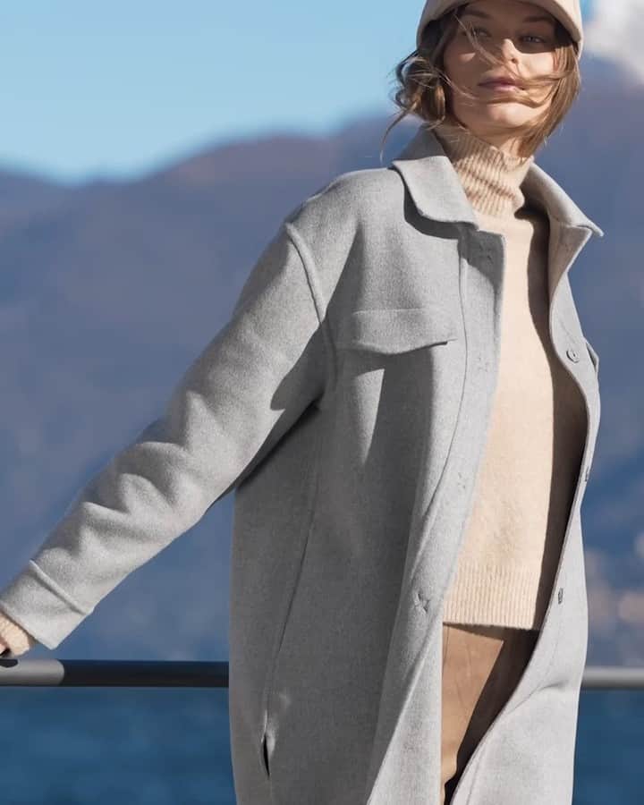 シンツィアロッカのインスタグラム：「The #CinziaRocca Fall/Winter 2022 Collection embodies contemporary elegance with and effortless touch.」
