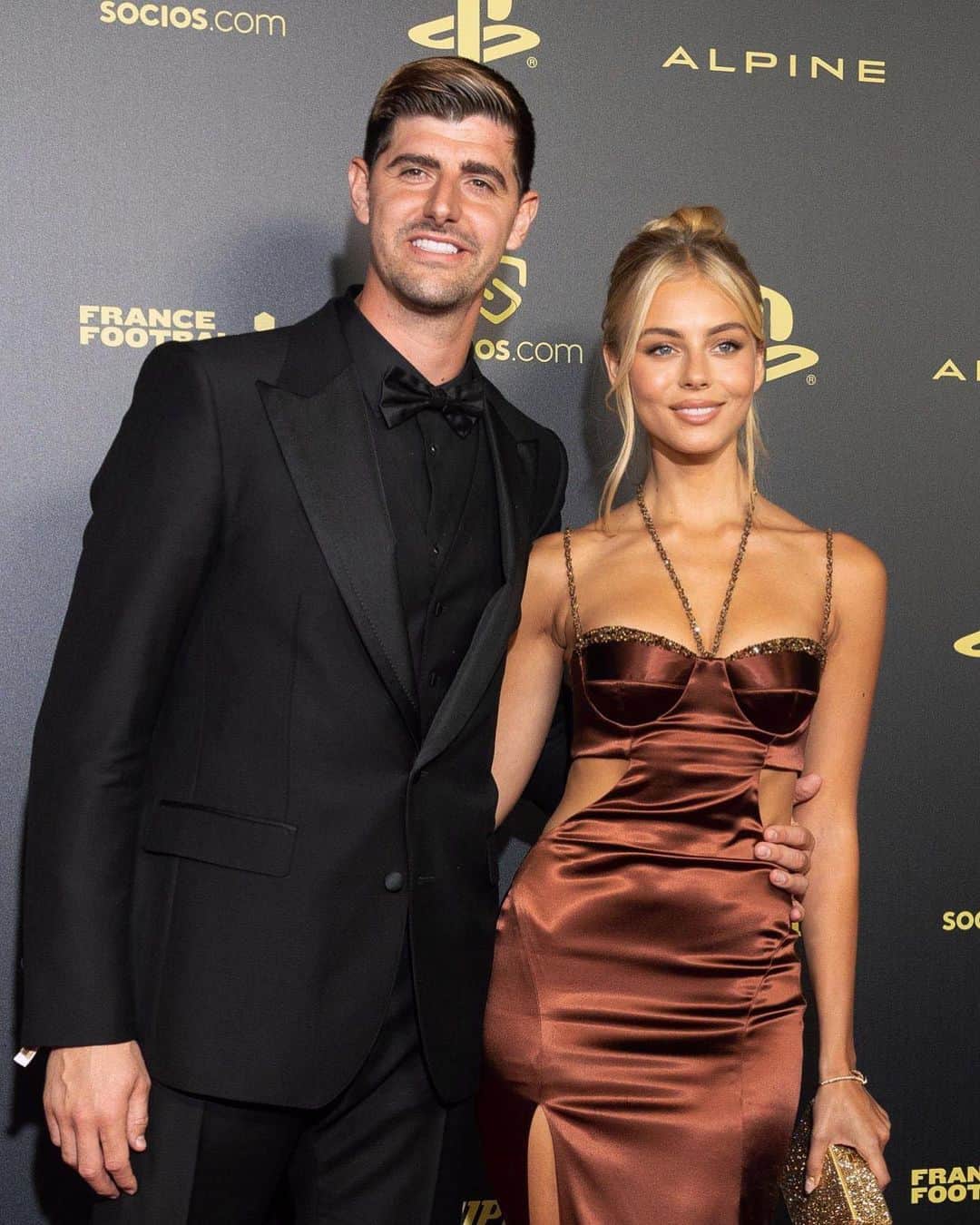 ティボ・クルトゥワのインスタグラム：「Last night’s magic.✨ #ballondor」