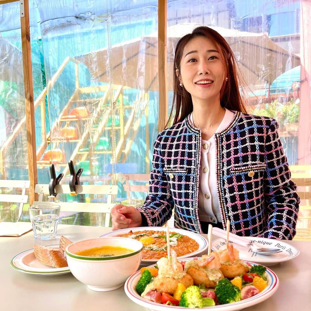 キム・ハヌルさんのインスタグラム写真 - (キム・ハヌルInstagram)「날씨도 좋구 음식도 맛있구 네일도 맘에들구❤️」10月19日 17時00分 - haneulkim1217