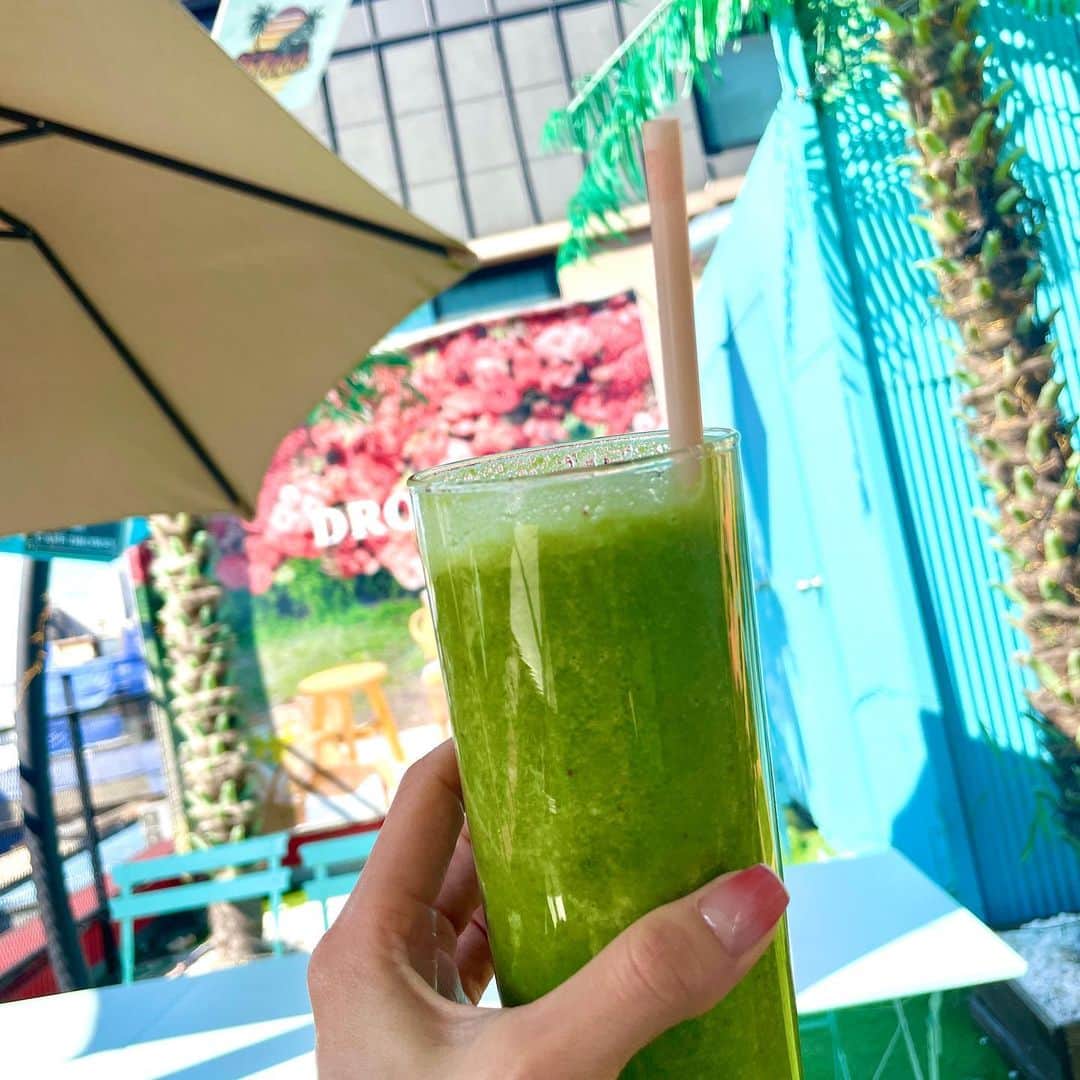 キム・ハヌルさんのインスタグラム写真 - (キム・ハヌルInstagram)「날씨도 좋구 음식도 맛있구 네일도 맘에들구❤️」10月19日 17時00分 - haneulkim1217