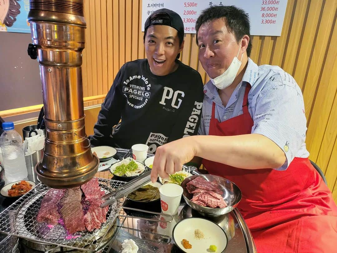 カンナム さんのインスタグラム写真 - (カンナム Instagram)「여기 넘 맛있음  아... 베 토짐..... 가즈아아아아아 #마법갈비요술꼬치」10月19日 17時22分 - kangkangnam