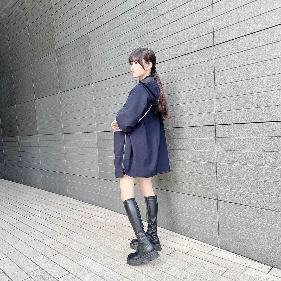 土光瑠里子のインスタグラム：「新しいロングブーツ買ったの〜👶🏻  #ロングブーツ　#fashion #Japanese #japanesegirl 	#데일리　#좋아요　	#팔로우 #오오티디」