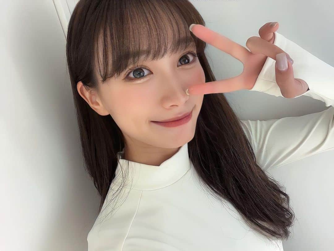 岡島彩花のインスタグラム：「・  昨日はとある収録でした☺️⛳️  早く皆様にお知らせしたいー！ もうすぐできると思うのでお待ちを💕  今日の衣装は @byesquise さん🌿 また全身載せます🏌🏼‍♀️✨  #ゴルフ #ゴルフ女子 #ゴルフウェア  #ゴルフコーデ #ゴルフ番組」