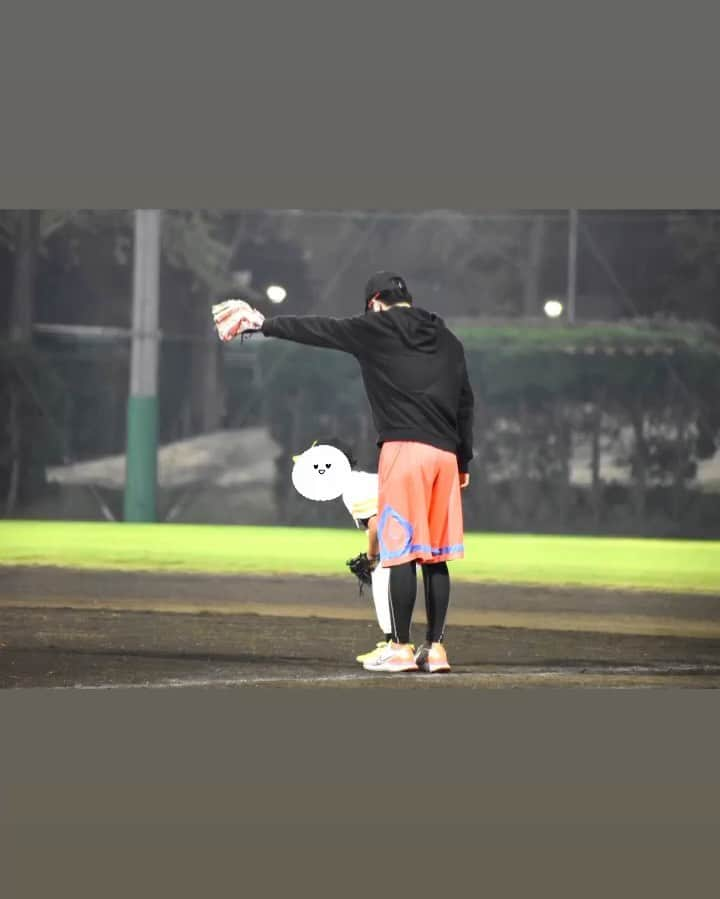 野澤佑斗のインスタグラム：「⚾️野球スクール⚾️ 白いボールを追いかける子供達！ 遠くに投げたい子供達！ 速い球を投げたい子供達！ みんな一生懸命頑張ってました！ また次も頑張ろうね⚾️  #野球スクール #野球指導 #ピッチャー #ピッチング #サイドスロー #野球個別指導 #野球団体指導」