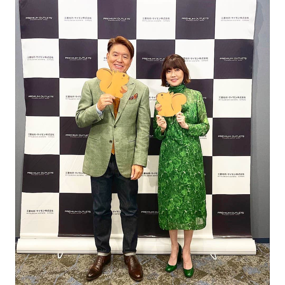 ヒロミさんのインスタグラム写真 - (ヒロミInstagram)「スッキリが来てくれました。  ふかや花園プレミアム・アウトレット 明日、10/20(木) グランドオープン。  #スッキリ #日本テレビ #クイズッス #ふかや花園プレミアムアウトレット  #ふっかちゃん #ヒロミ #松本伊代」10月19日 22時21分 - hiromi515_official