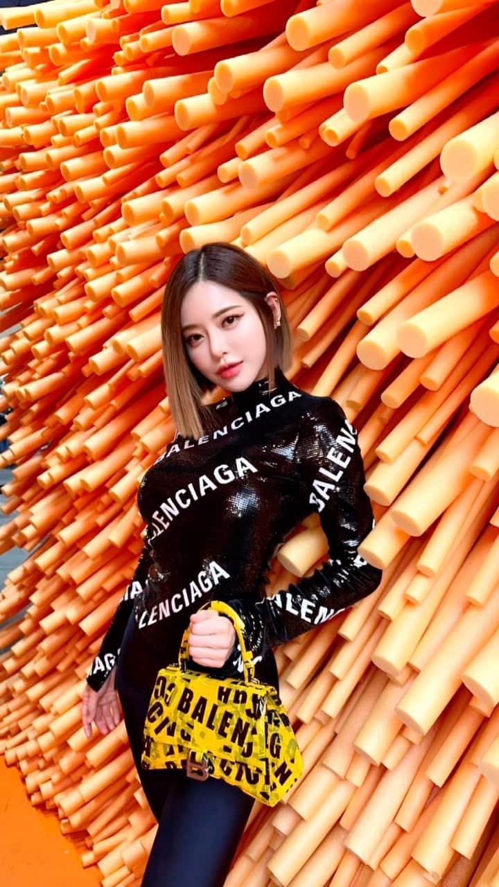 Dj Sodaのインスタグラム：「내일부터 다시 투어 시작해요!!🧡🖤  #서울패션위크 #seoulfashionweek」
