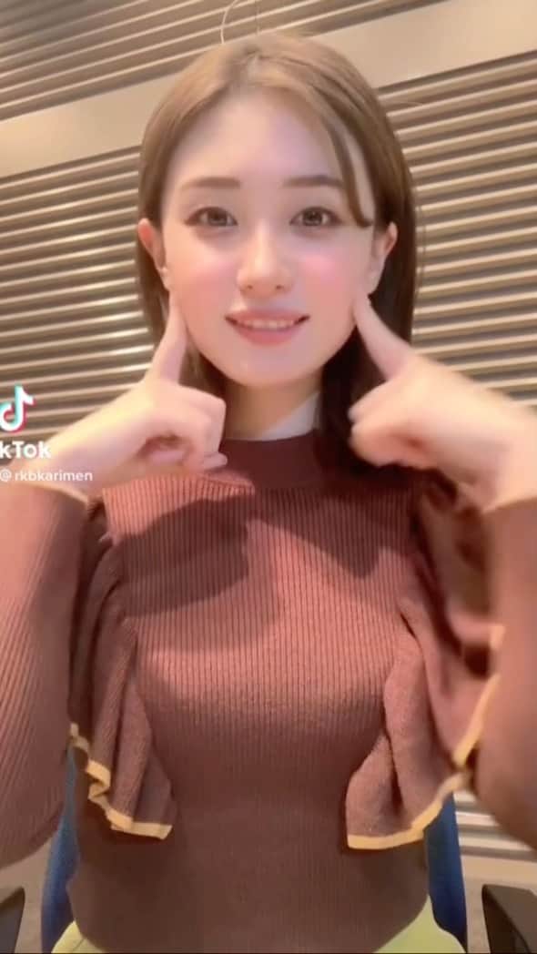 のインスタグラム：「#honeyworks #可愛くてごめん#tiktok#reels #reelsinstagram #リール#福岡#アナウンサー#カリメン#RKBラジオ#本田奈也花」