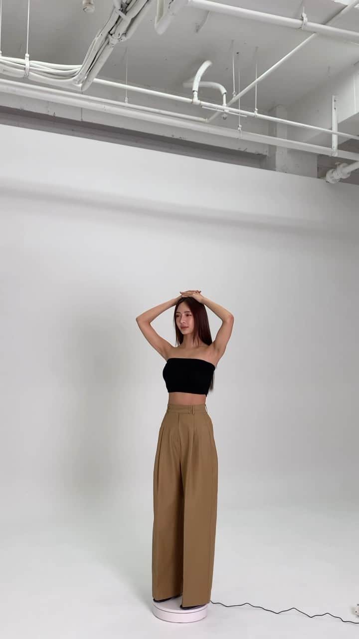 キム・ボラムのインスタグラム：「음 나오늘 몇 바퀴 돌았더라🥲」