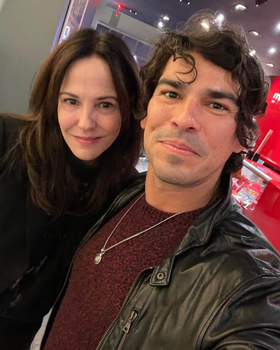 ラウル・カスティージョのインスタグラム：「Meet your heroes, no matter what they say. #marylouiseparker I’m in awe and honored to share the screen with you. If you’re in NYC right now, @thesamestorm_film has been extended another week at the legendary @quadcinema Come check out this beautiful film we shot over Covid lockdown.」