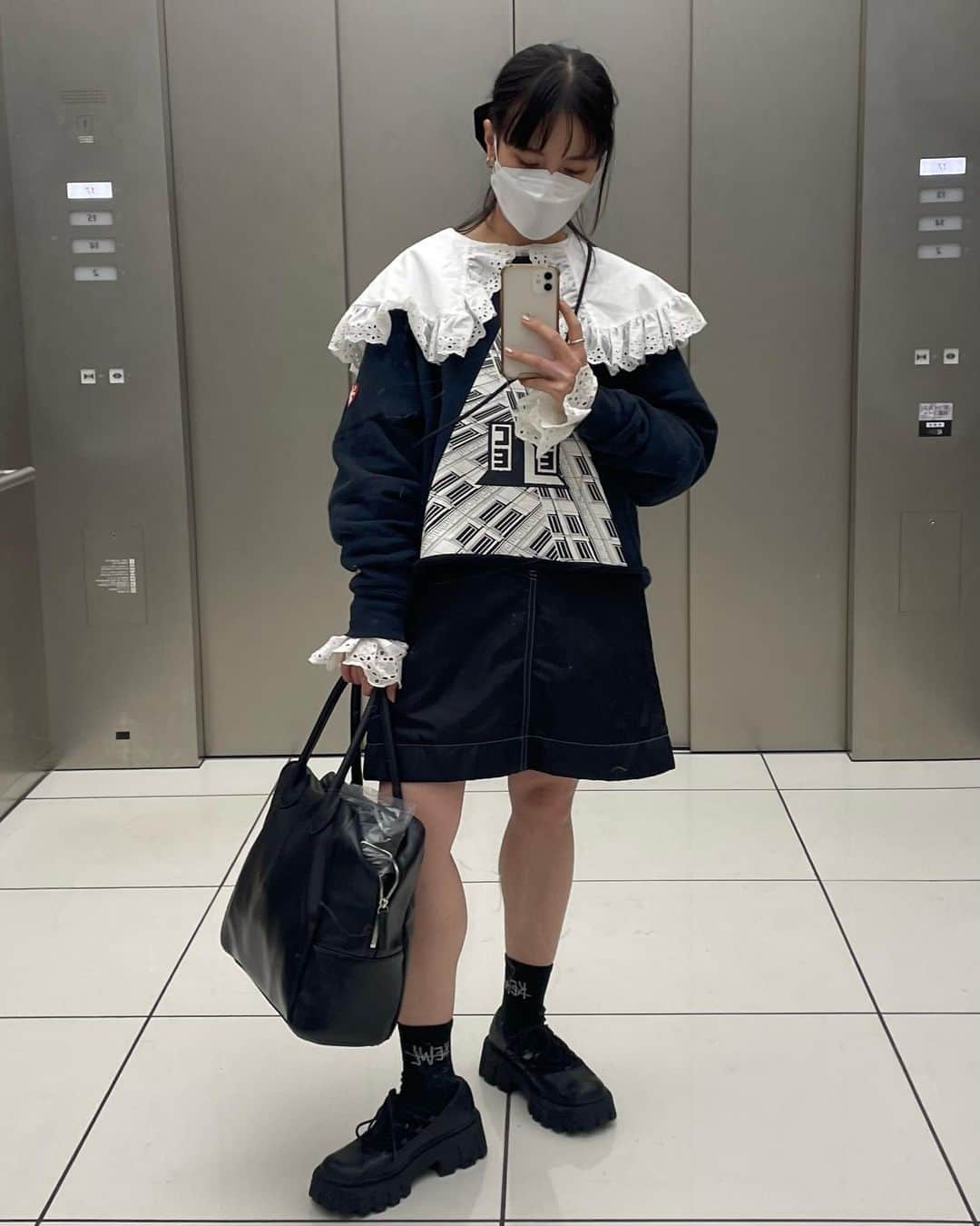 みこのインスタグラム：「私の今の推し、強ガーリースタイル🤍🖤」