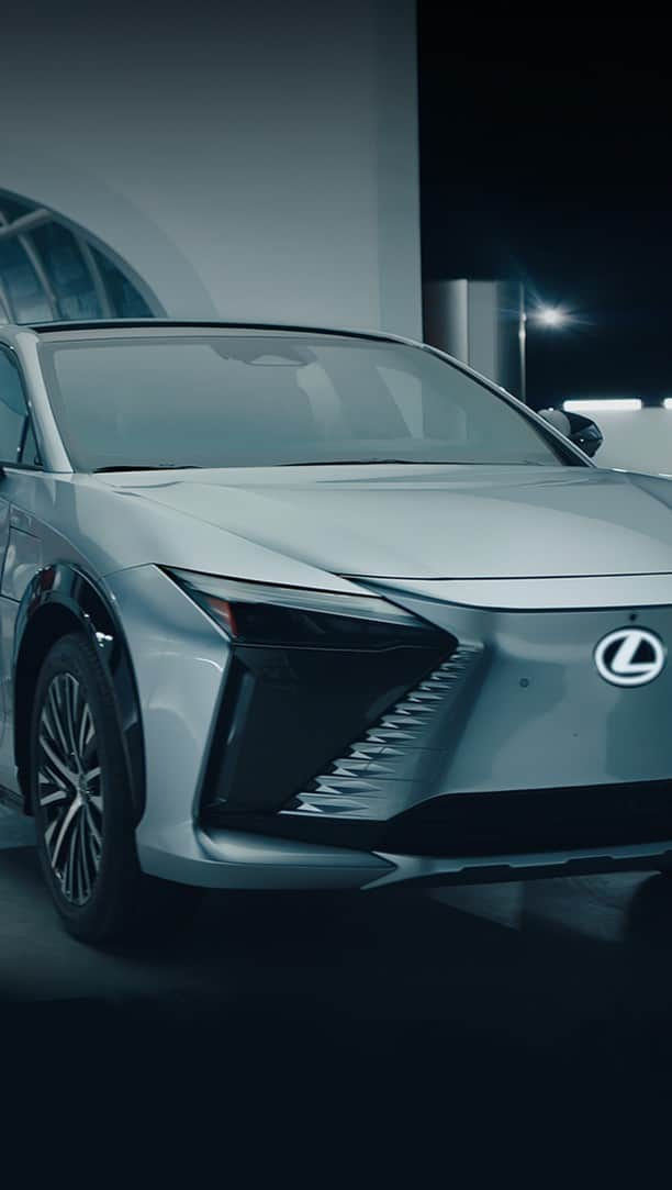 LEXUS / レクサスのインスタグラム：「- LEXUS RZ - "AN ELECTRIC FUTURE" MOVIE  『ブラックパンサー／ワカンダフォーエバー』 映画の公開は11月11日（金）  #ブラックパンサー #ブラックパンサーワカンダフォーエバー #マーベルスタジオ #BlackPanther #WakandaForever #Lexus #LexusRZ #LexusElectrified #ExperienceAmazing #RZ」