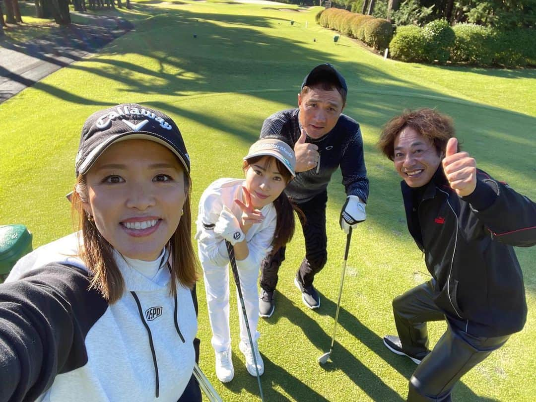 竹村真琴のインスタグラム：「* 今日は仲良しメンバーで⛳️💚 元世界チャンピオンのパンチ受けてきました🥊笑 . . . #仲良しメンバー #ボクシング #元世界チャンピオン #竹原慎二 #格闘技 #女子プロゴルファー #プロゴルファー #instagolf  #golf #jlpga #女子ゴルフ  #ゴルフ女子 #興和 #ゴルフ #インスタゴルフ #ゴルフコーデ  #골프 #高尔夫 #テーラーメイド #TaylorMade #ルコック #コーワ #バンテリン #豆蔵 #情報技術開発 #lecoqsportif」