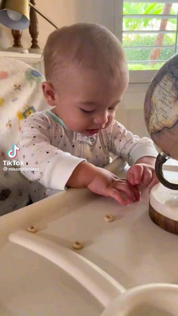 アーロン・カーターのインスタグラム：「Our beautiful baby boy - Princeton Lyrik Carter」