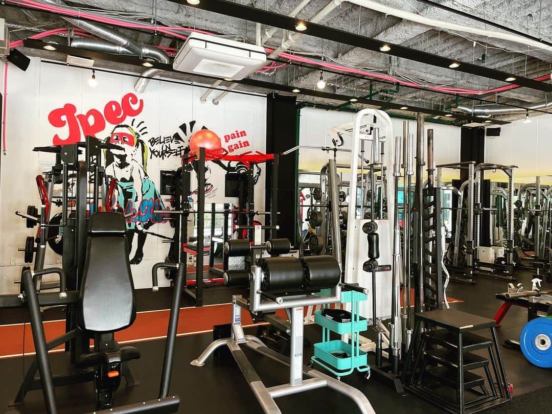 土井成樹のインスタグラム：「#パーソナルトレーニング  #トレーニング  #ジム  #フィットネス  #nestapft  #パーソナルトレーニング受付中  #dmまでお願い致します」