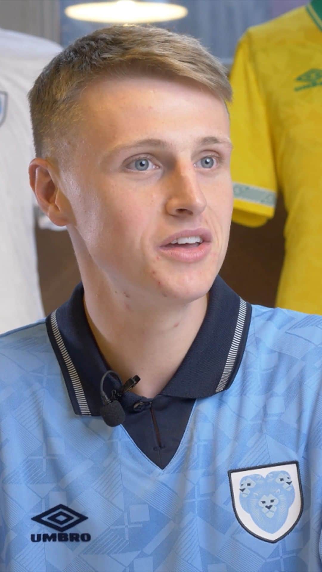 UMBROのインスタグラム：「"There are always more kits, whether they are good or bad, people want to hear different peoples opinions on them"  @ellisplatten shares what life as a kit culture influencer is really like, his favourite 💎💎 international jerseys and what makes for the perfect kit design.  Watch the film now.  #umbro #thelinkup #thisisourgame #footballshirt」