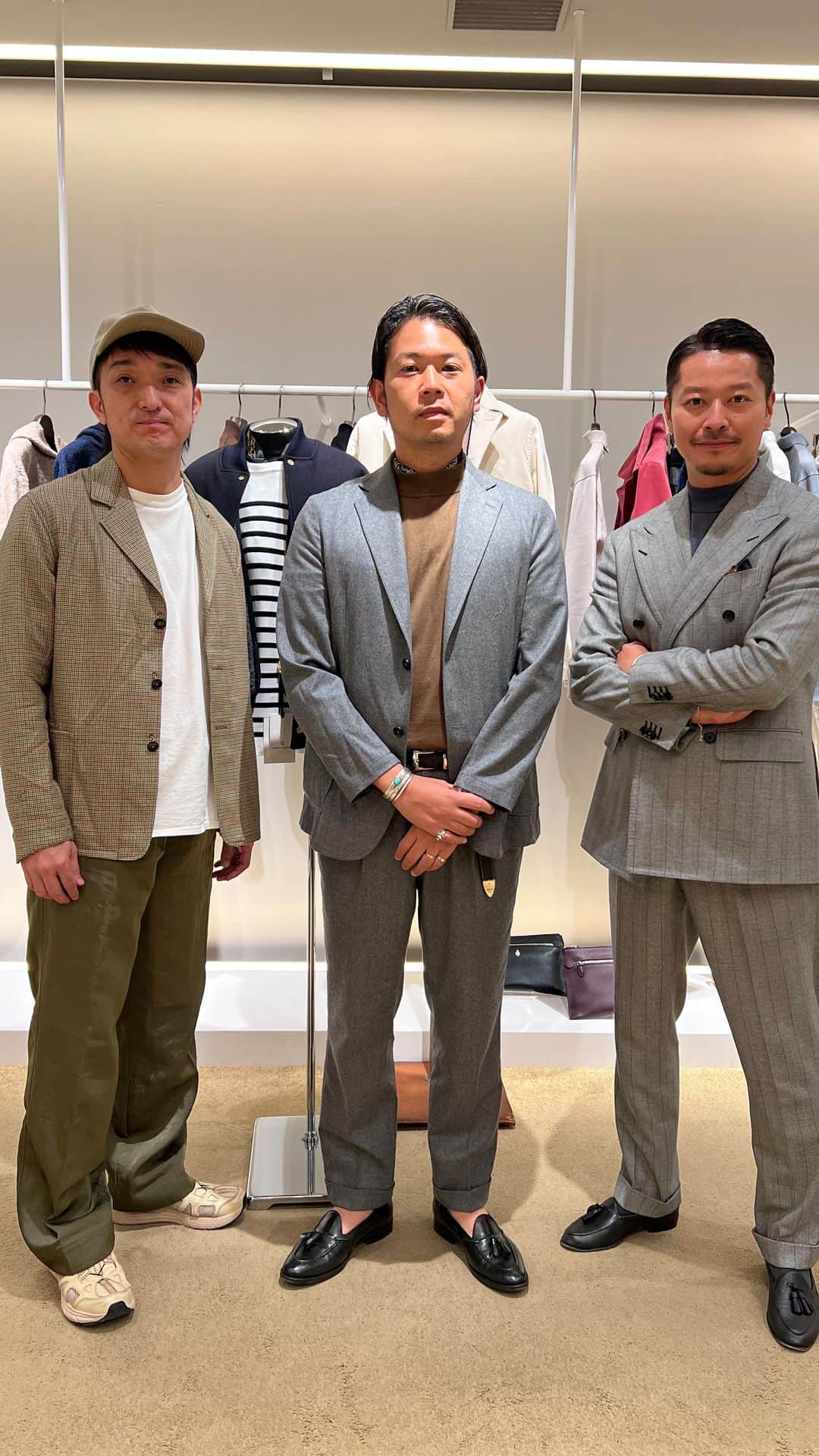 高田朋佳のインスタグラム：「COLONY CLOTHING LIVE at Design Works 六本木ヒルズ店 #colonyclothing #designworks」