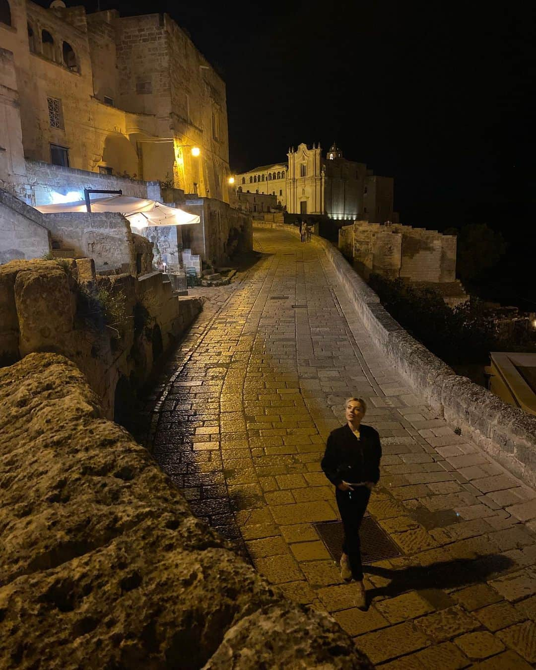 バール・パリーさんのインスタグラム写真 - (バール・パリーInstagram)「It’s like being in a Cubist painting 🙌 #Matera 🇮🇹」10月20日 23時40分 - barpaly